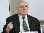 Ambassador Vladimir Kazimirov at the Diplomatic School