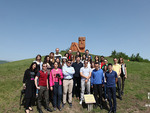 DS students at Artskah icon, We and Our Mountains statue