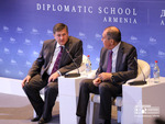ՌԴ ԱԳ նախարար Սերգեյ Լավրովի դասախոսությունը Դիվանագիտական դպրոցի կազմակերպած հանդիպմանը Մատենադարանում